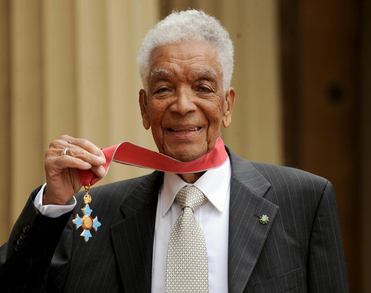 Earl Cameron Earl Cameron